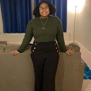 Meet your Posher, Dakota